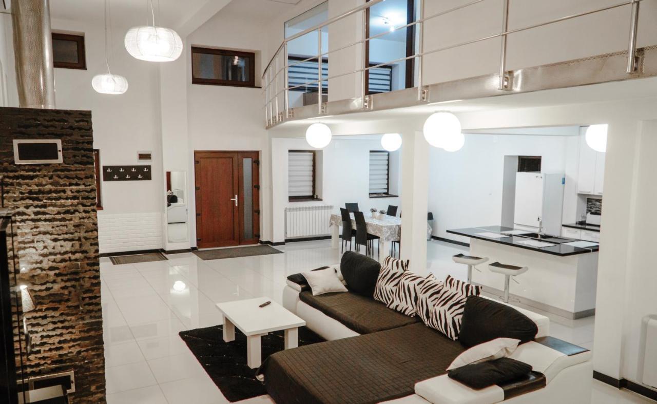 Vila Carolina Apulum Villa Gyulafehérvár Kültér fotó